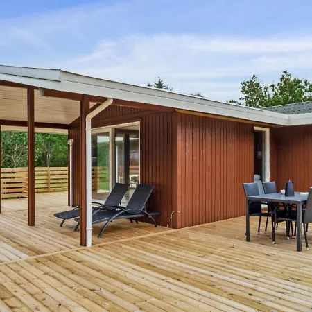 Aike - 100m To The Inlet By Interhome